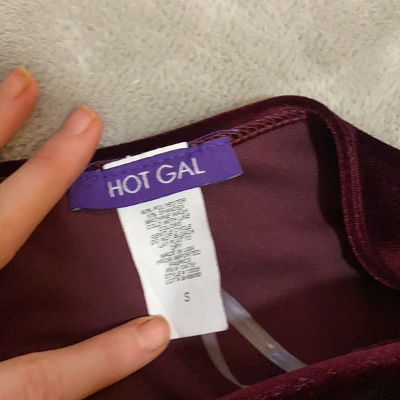 Maroon velvet mini dress - Picture 5 of 5